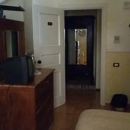 Bella Napoli Hotell 2*