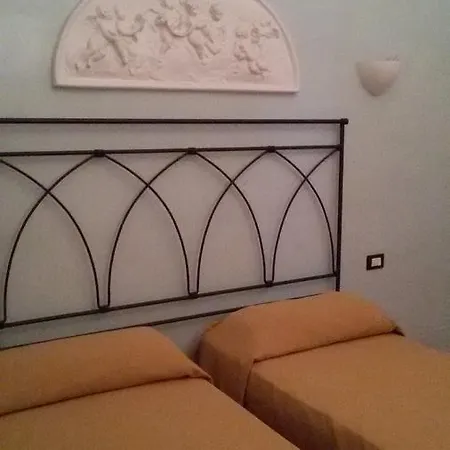 Bella Napoli Hotell